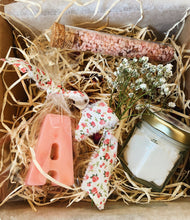 Cargar imagen en el visor de la galería, Cajita para invitados Relax